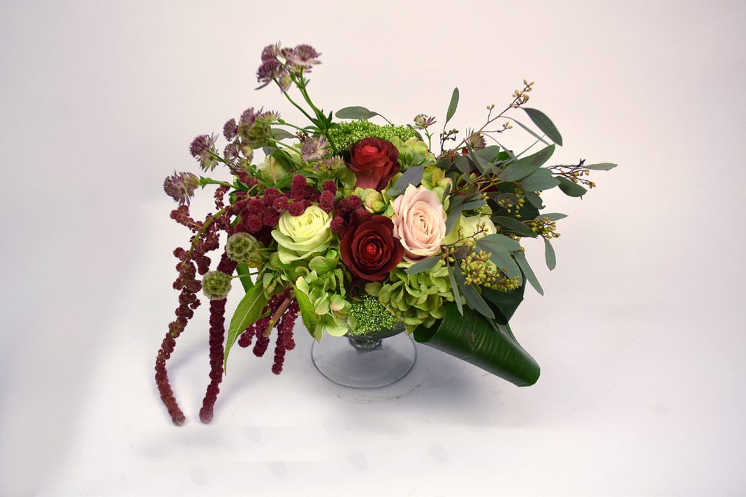 Tendinte nunta 2015: flori cu accente Marsala