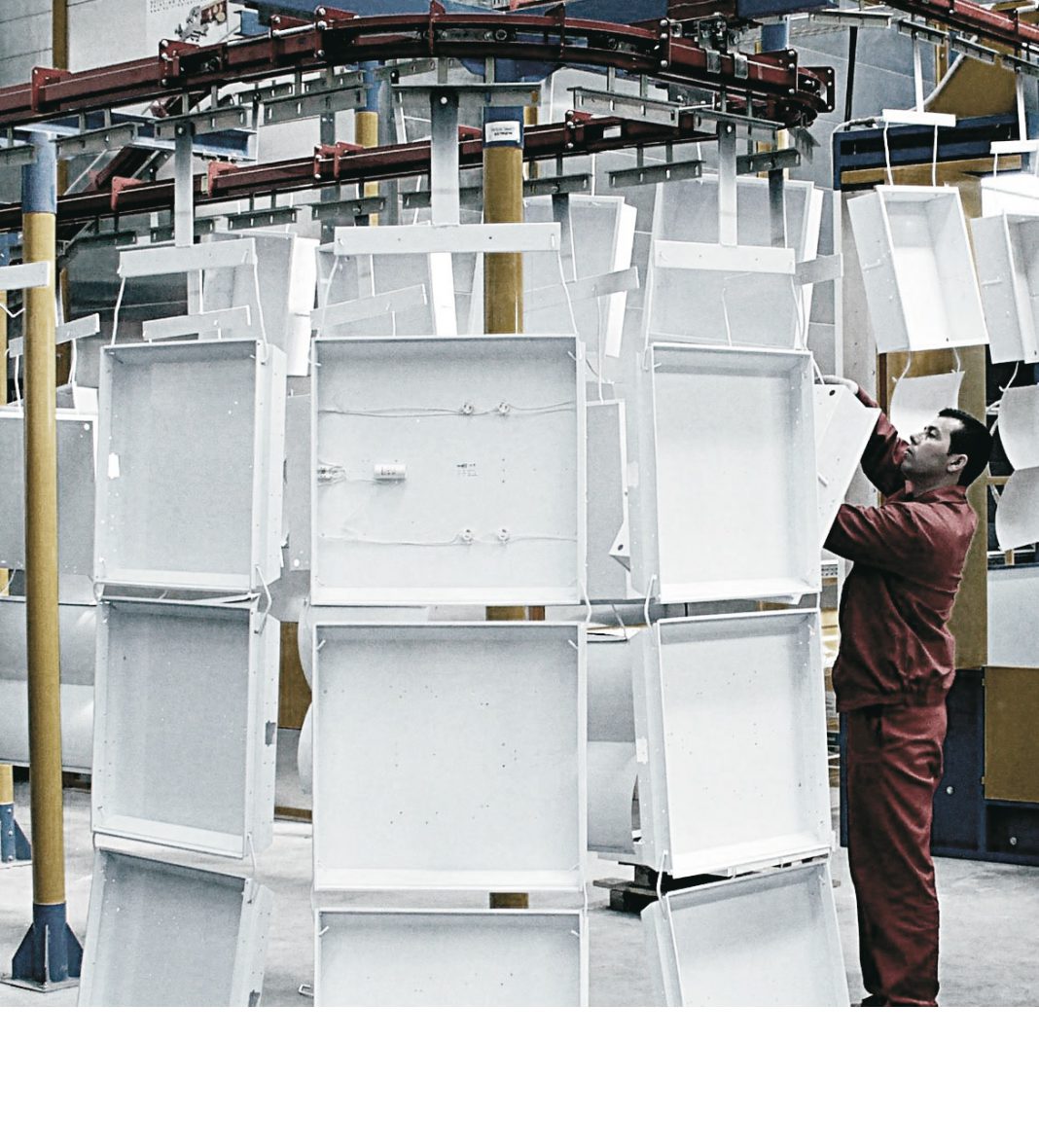 Cu un iluminat corect productivitatea angajaților poate crește cu 20%