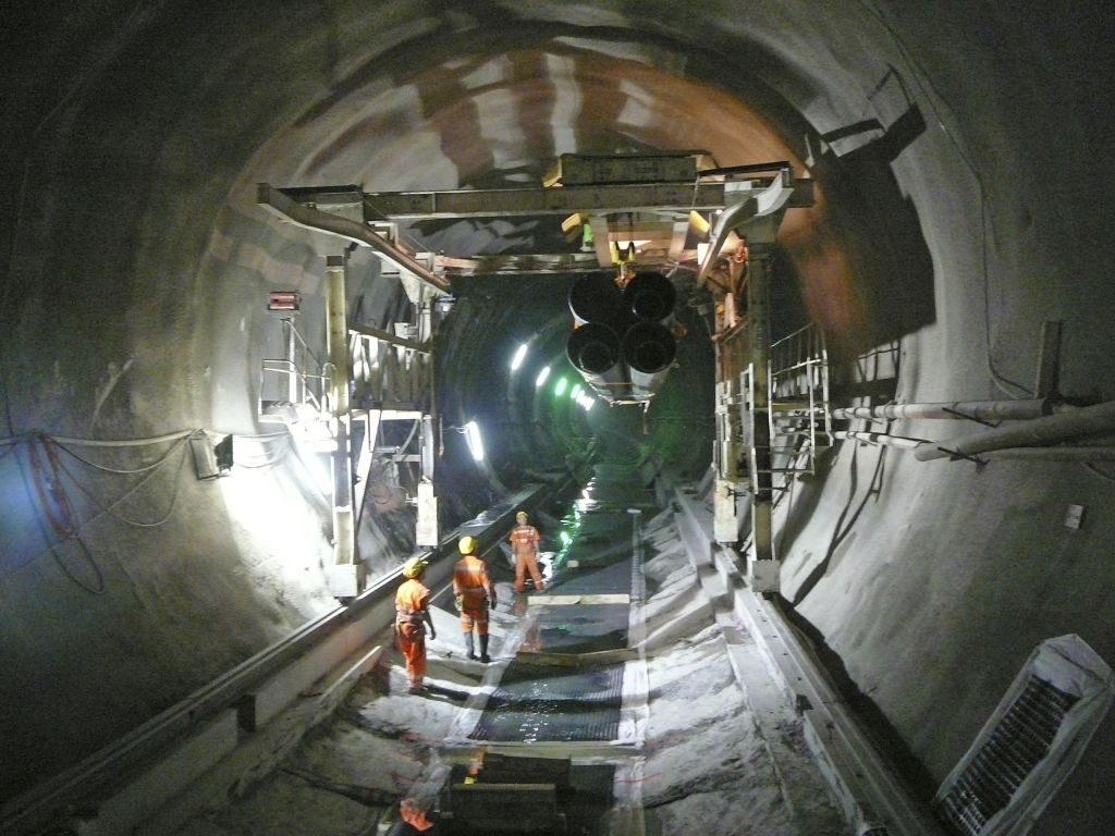 Sika_Gotthard_Basistunnel-02_low