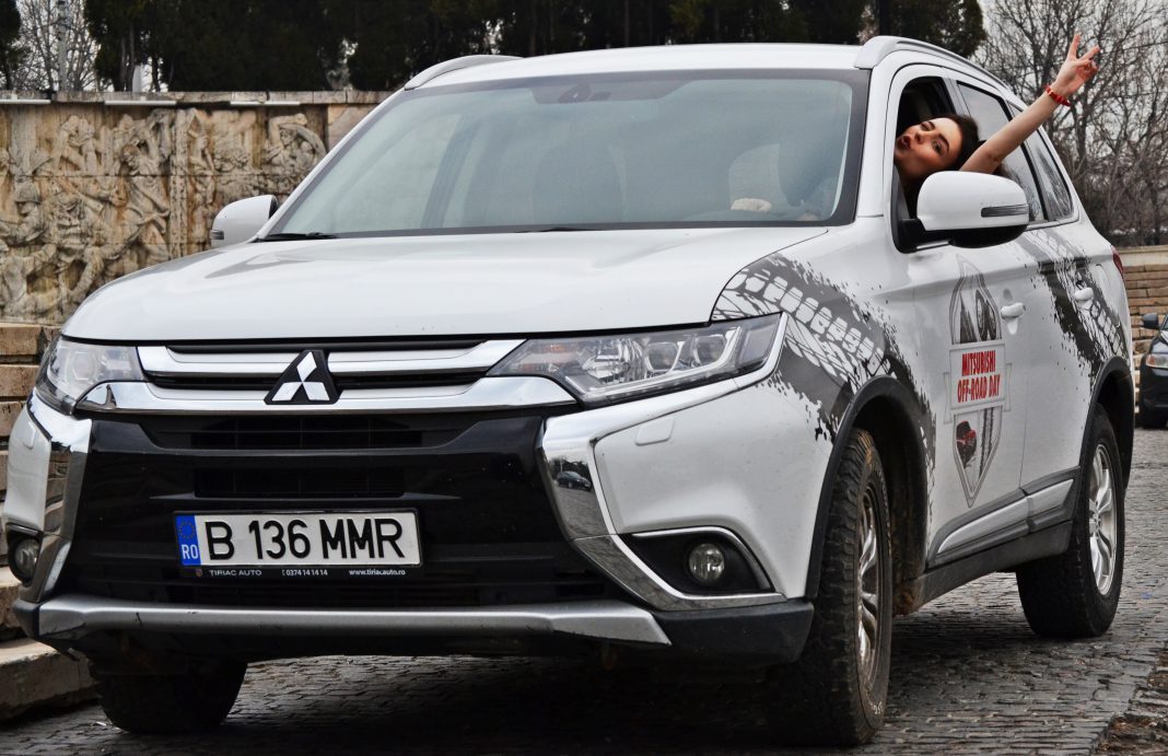 Outlander cu transmisie automată – maşina femeilor puternice