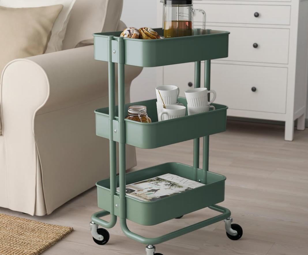 3 moduri în care poți utiliza eficient căruciorul tău de la IKEA