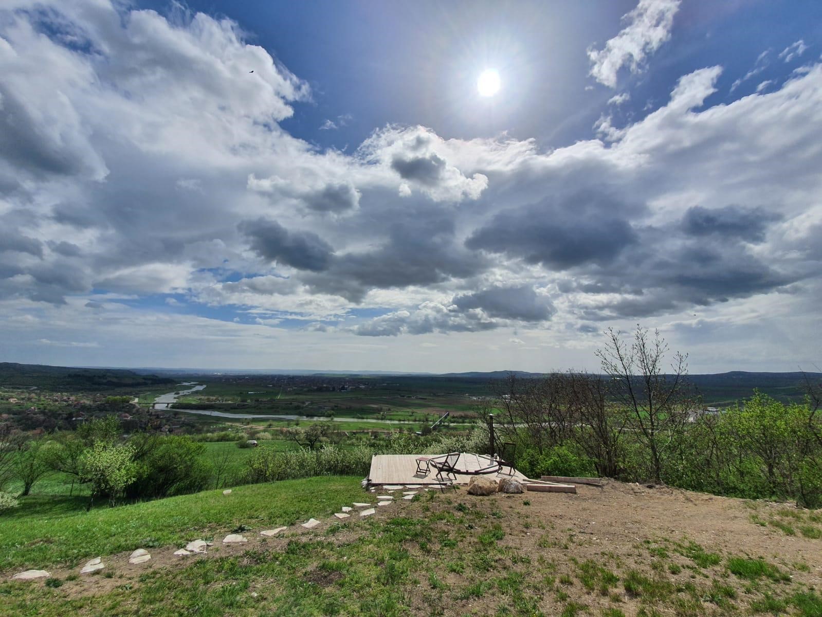 Vila Cheia, valea Ariesului