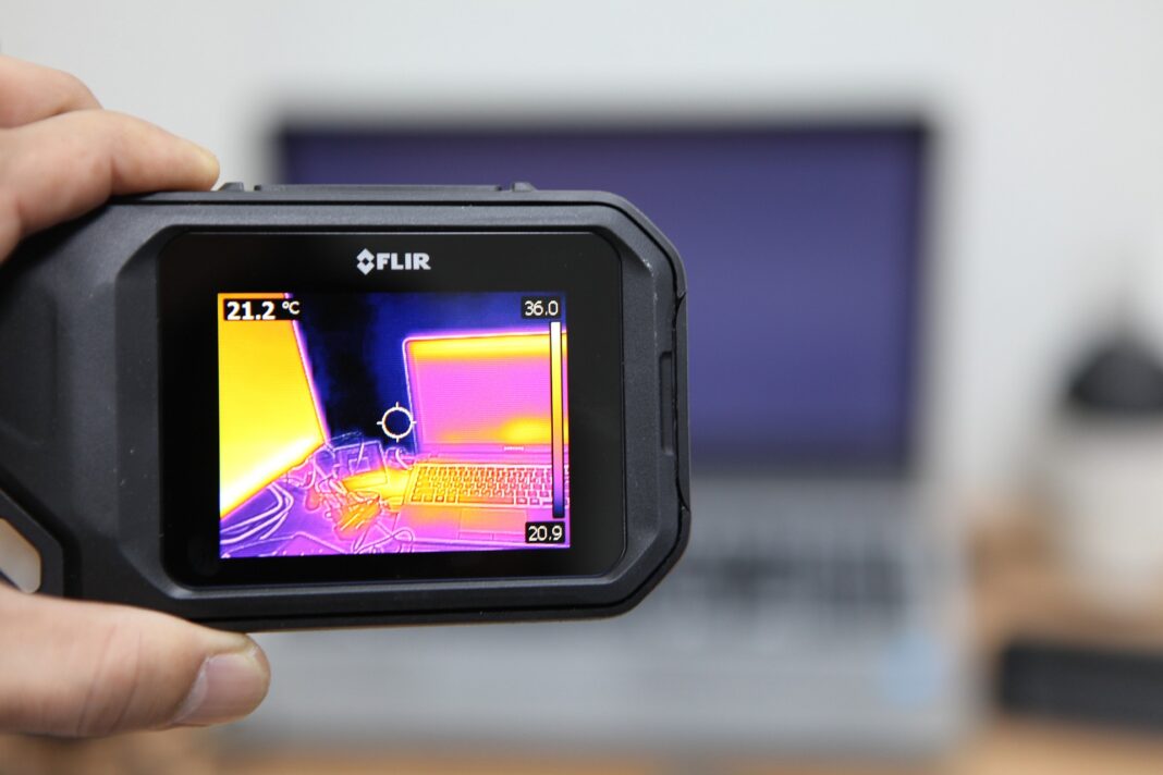 the-thermal-imaging-camera-gae23715b9_1920
