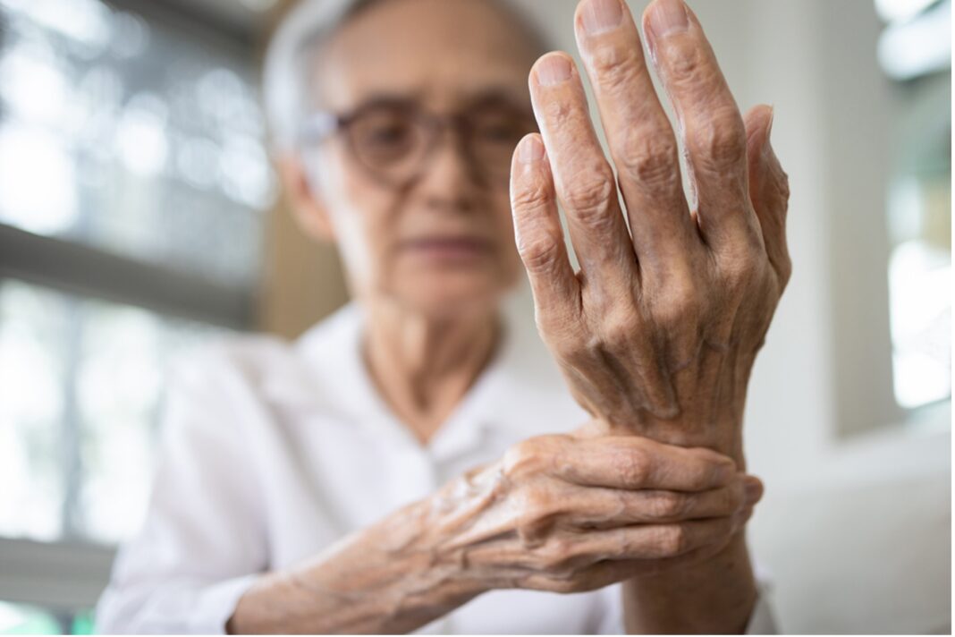 Ce sunt bolile autoimune și care sunt principalele simptome ale acestora?