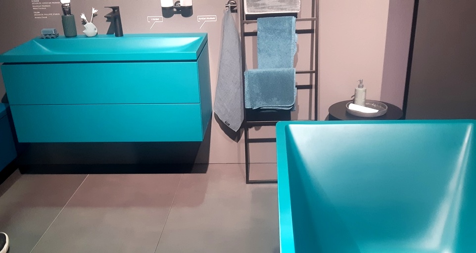 Mobilierul de baie şi obiectele sanitare s-au prezentat ]n forme noi la edi'ia 2023 a târgului ISH