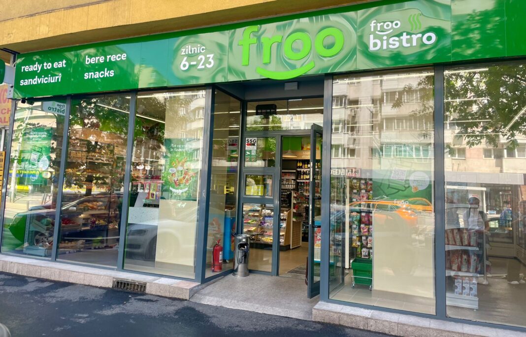 Un nou jucător pe piața magazinelor de proximitate din România. Żabka Group a deschis în iunie primele magazine Froo