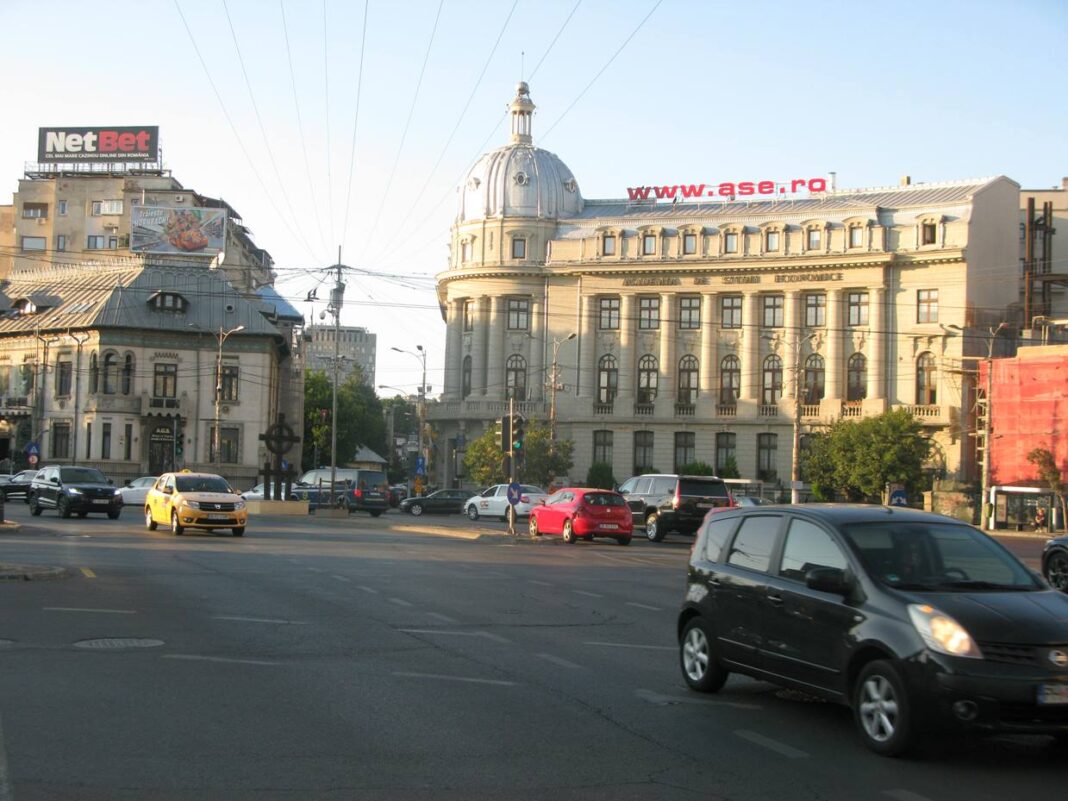 Una caldă, alta rece în Piaţa Romană