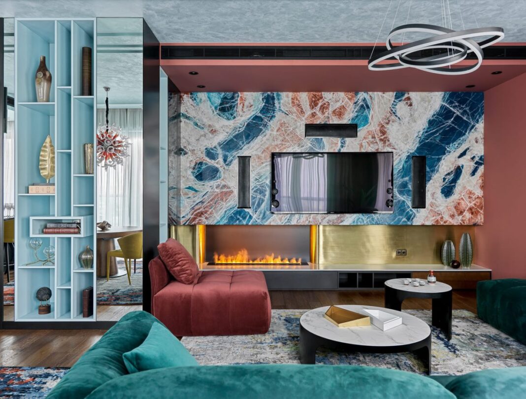 Amenajările în stil bohemians şi cele maximaliste, cele mai frecvente abordări în designul de interior