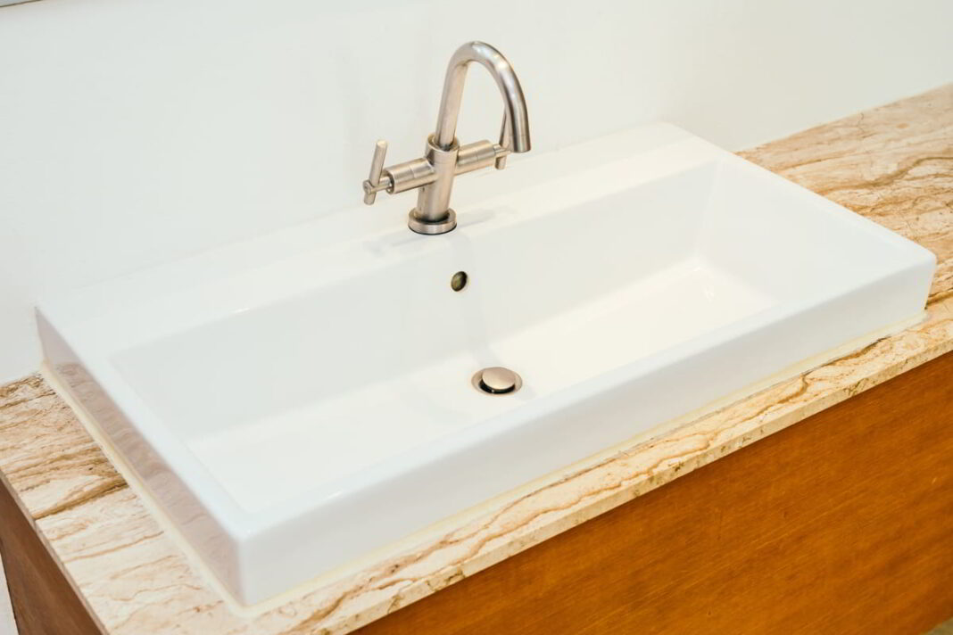 faucet-water-tap-white-sink-washbasin-decoration-bathroom