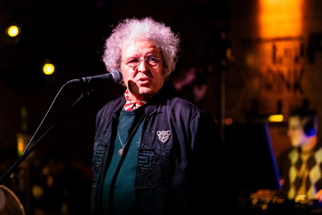 Arhitectul muzician Costin Petrescu Petry și-a lansat a doua carte