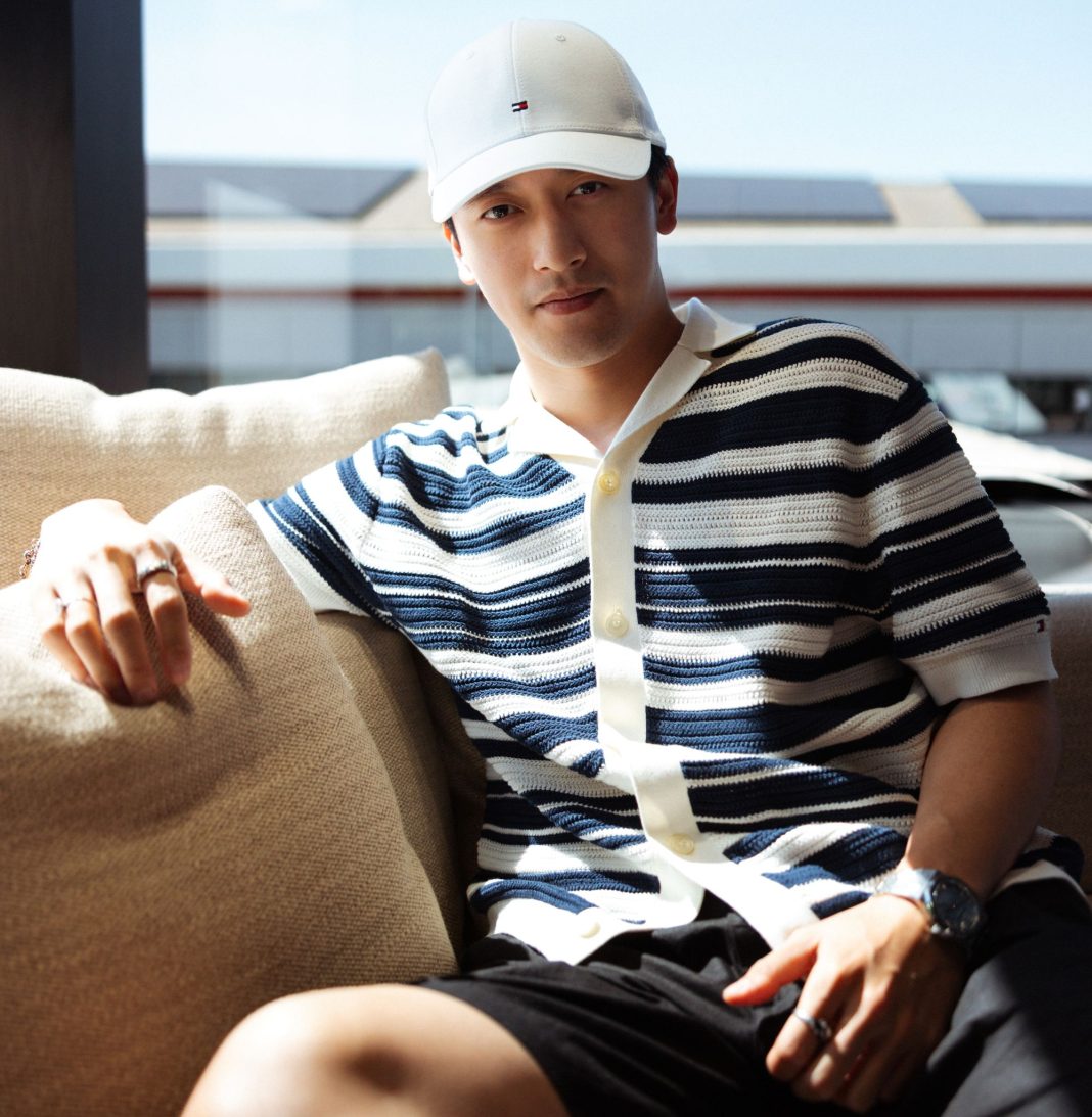 Zhou Guanyu devine ambasador global Tommy Hilfiger și își extinde rolul dincolo de Formula 1 Zhou Guanyu devine ambasador global Tommy Hilfiger și își extinde rolul dincolo de Formula 1