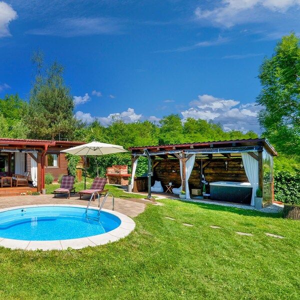 piscină